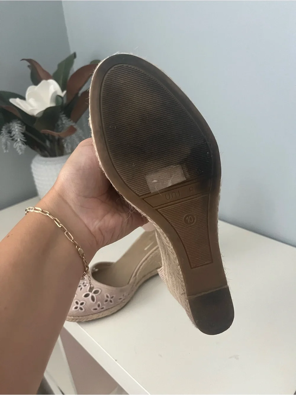 Unisa ankle strap
